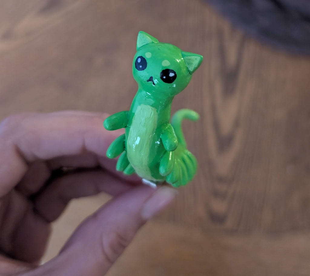 Cat-erpillar hairclip